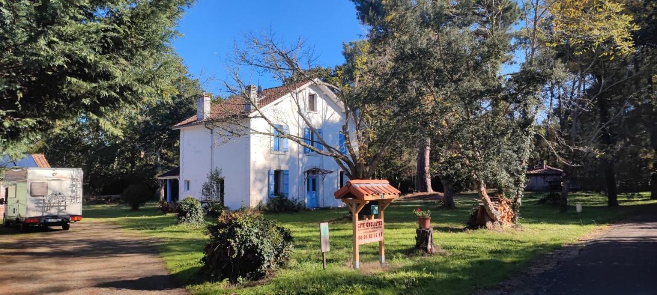 Gites-Cyclistes-Léon Exteriér fotografie